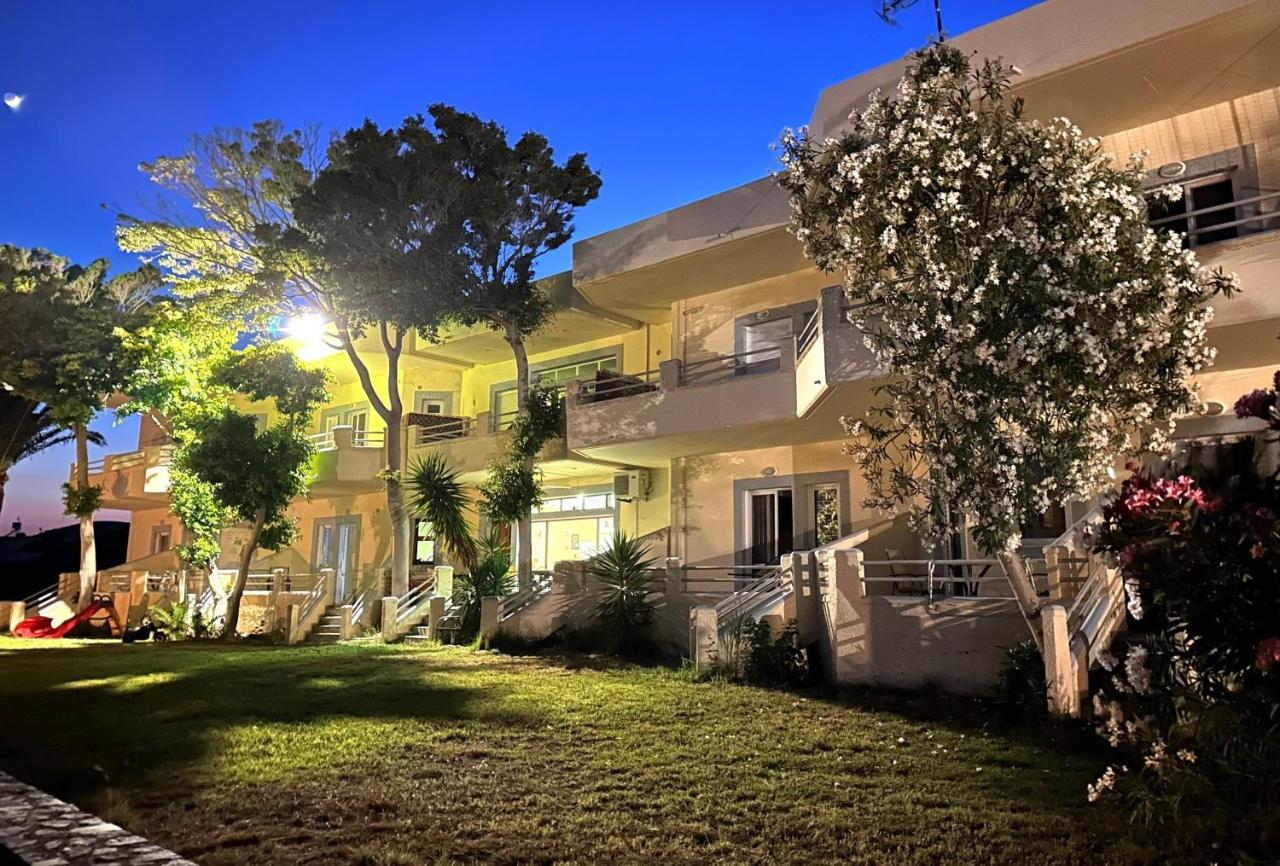 Electra Studios Palaiochora Exterior photo