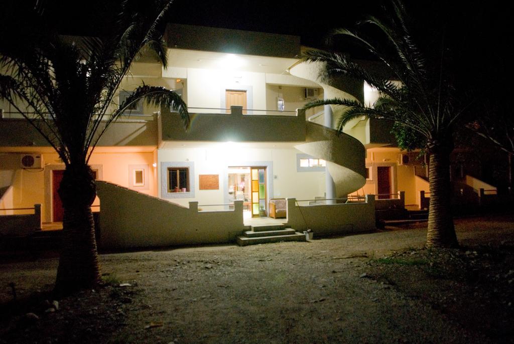 Electra Studios Palaiochora Exterior photo